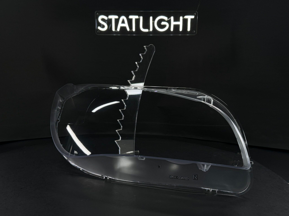 Правое стекло фары BMW X1 E84 2009-2015