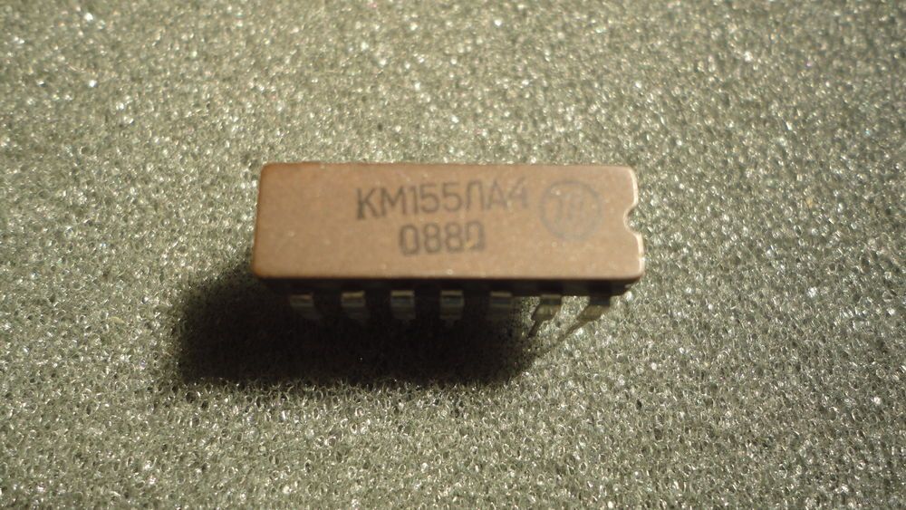КМ155ЛА4