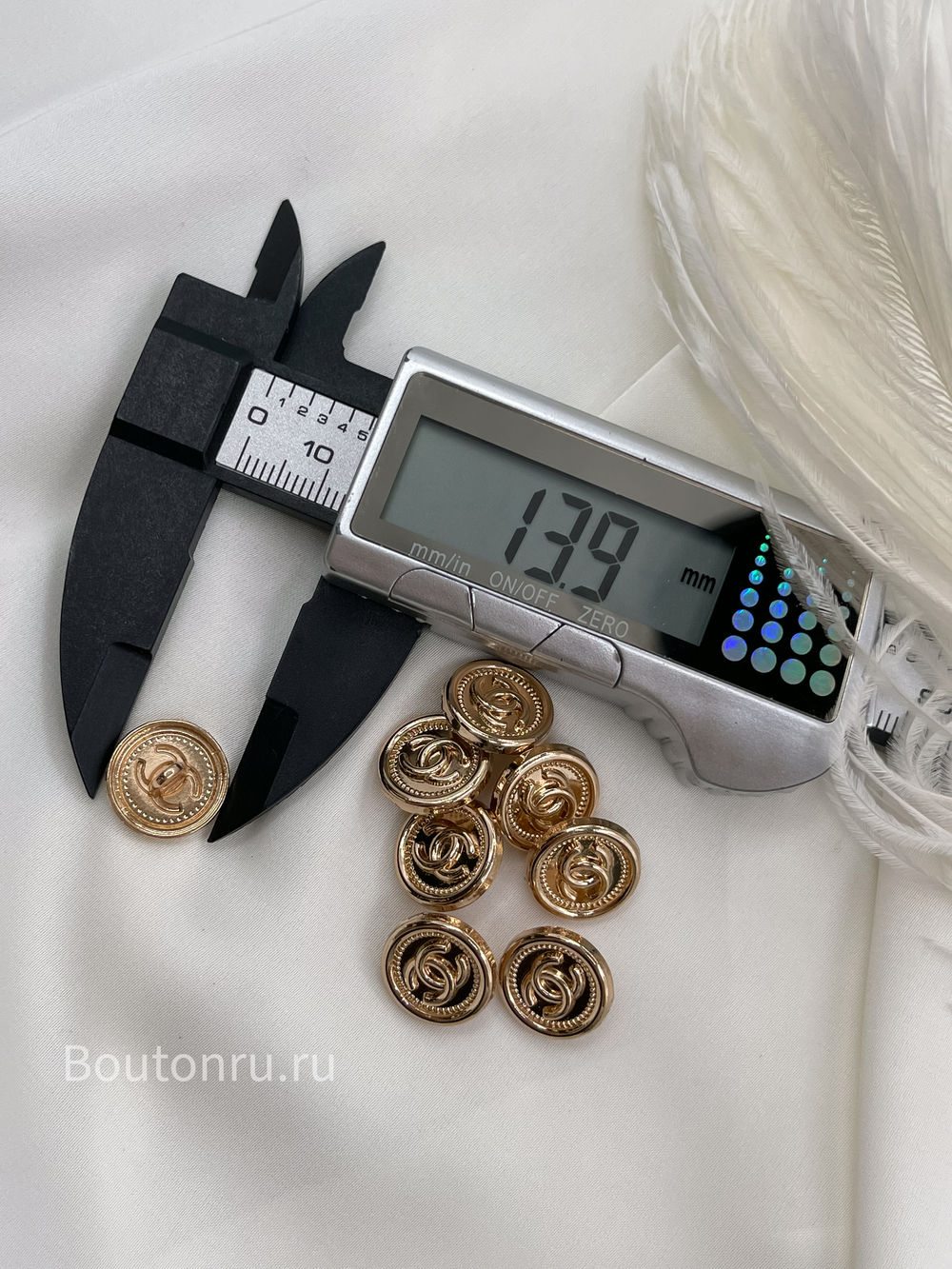 Пуговицы Шан. золотистые
