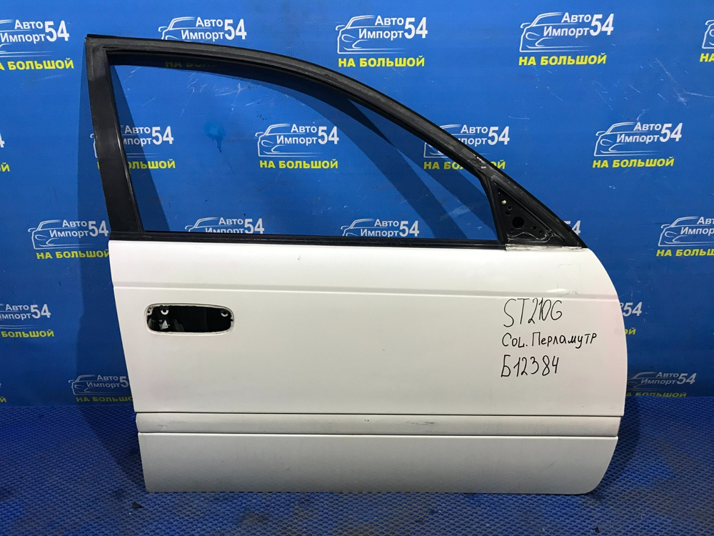 Дверь передняя правая TOYOTA CALDINA 1997-2002