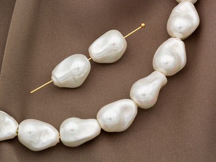 Жемчуг барочный 13х21мм, майорка (нить)