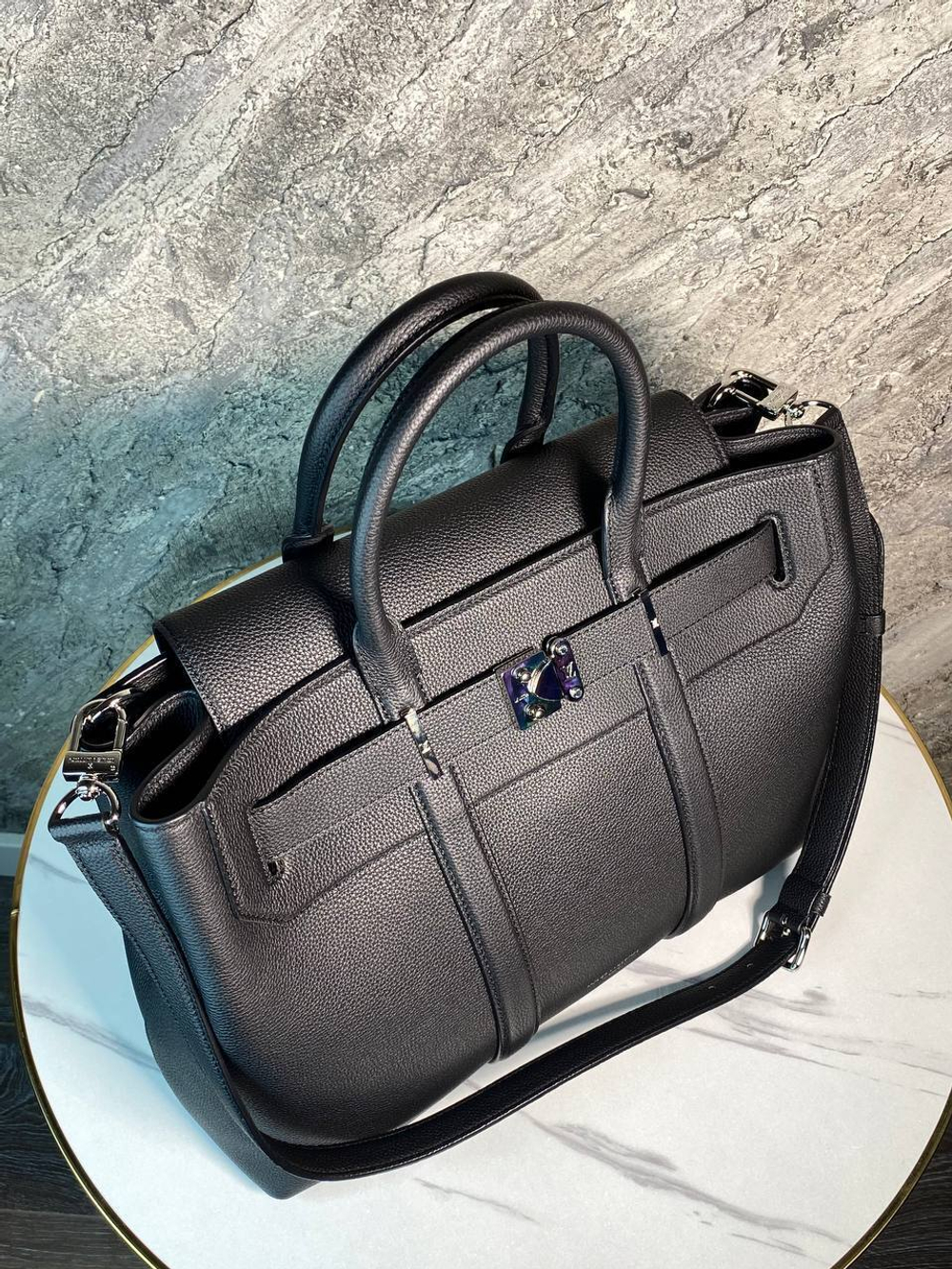 Портфель Louis Vuitton