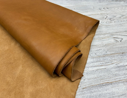 Рулон натуральной кожи из Италии Кузна цв. Коньячный / Cusna Light Cognac, толщ. 1,3-1,5 мм