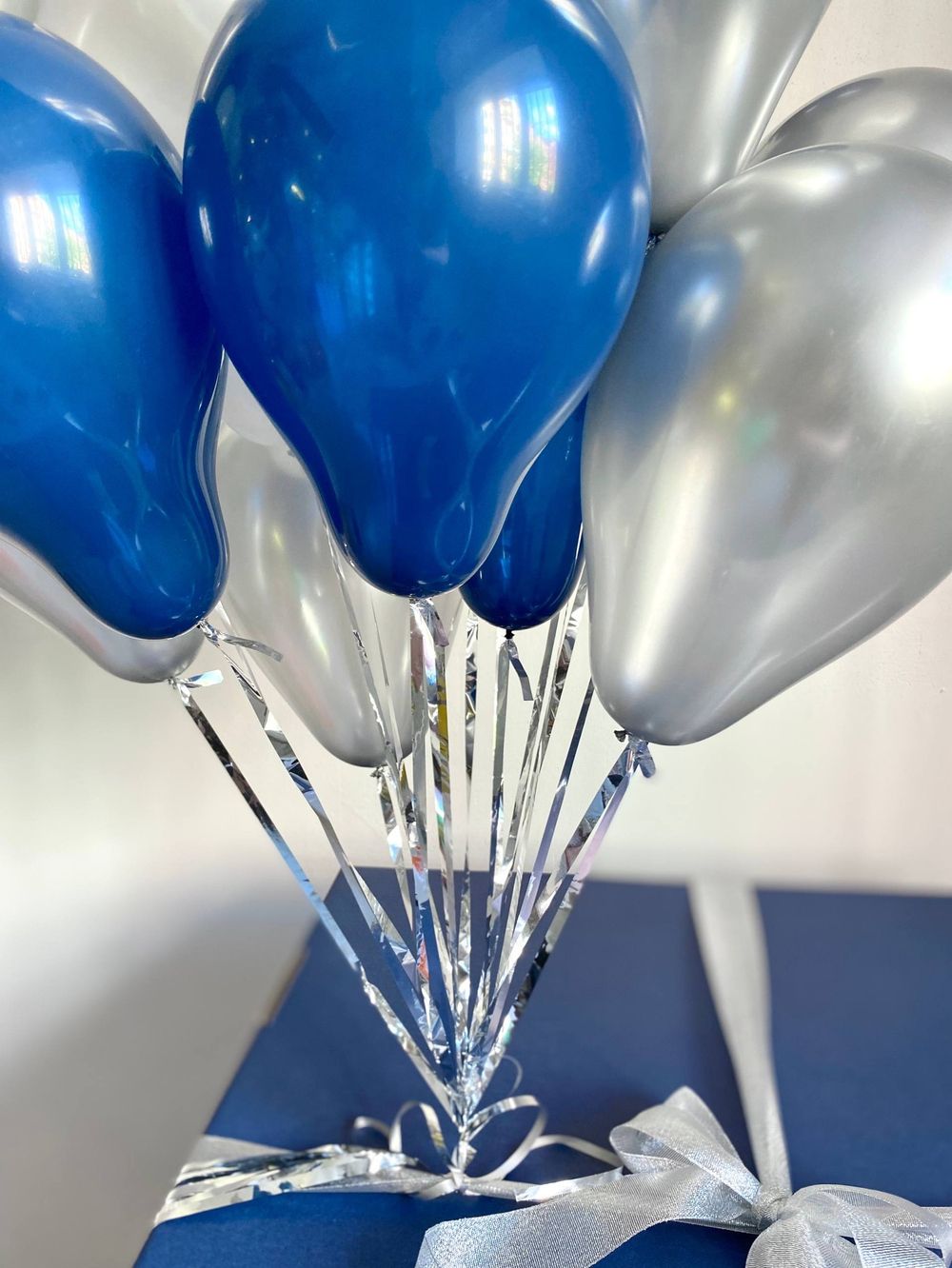 Коробка с шарами большая №3476