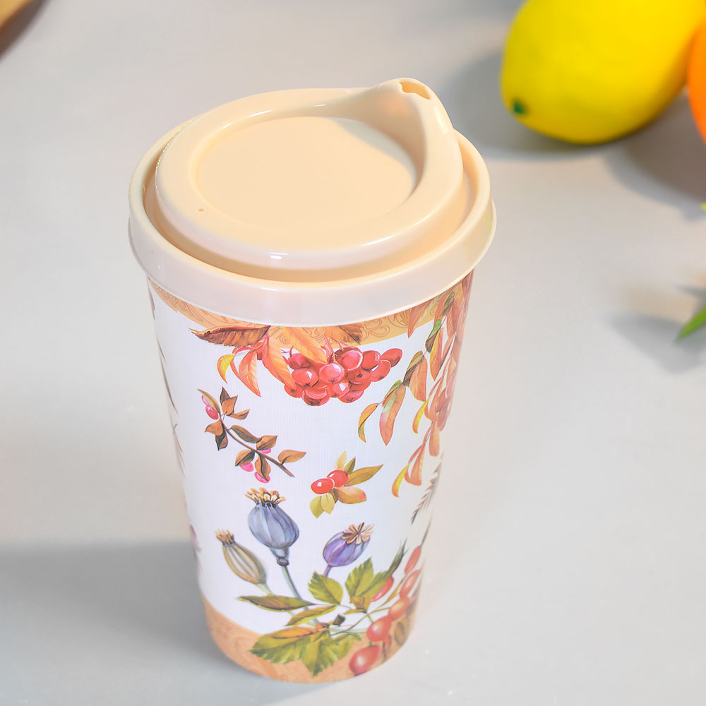 Стакан 550мл с крышкой с декором (бежевый)