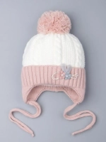 Шапка вязаная с бубоном