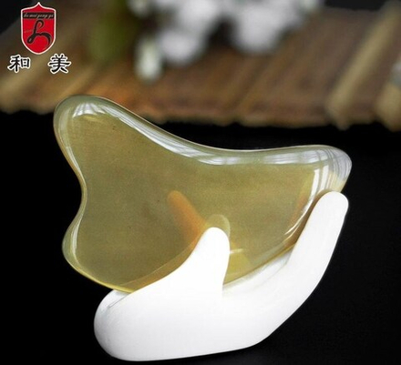 Пластина гуаша из желтого рога