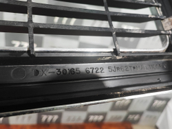 Решетка радиатора Jeep Commander (XK) 05-10 Б/У Оригинал 5JR62TRMAD