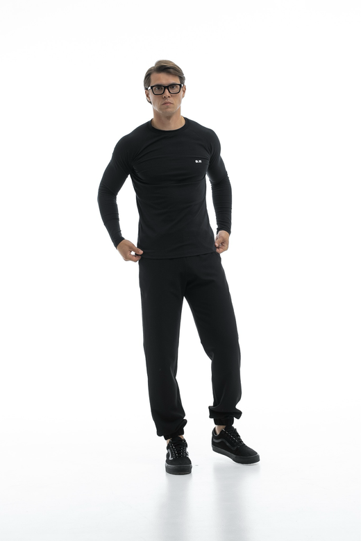 Костюм лонгслив и мужские джоггеры