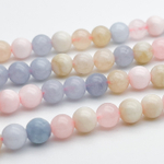 Кварц, тонированный под берилл, диаметр 6,3-6,5 мм, цена за 30-31 шт (1/2 нити)