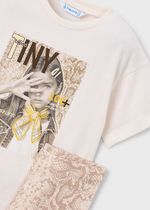 футболка с леггинсами