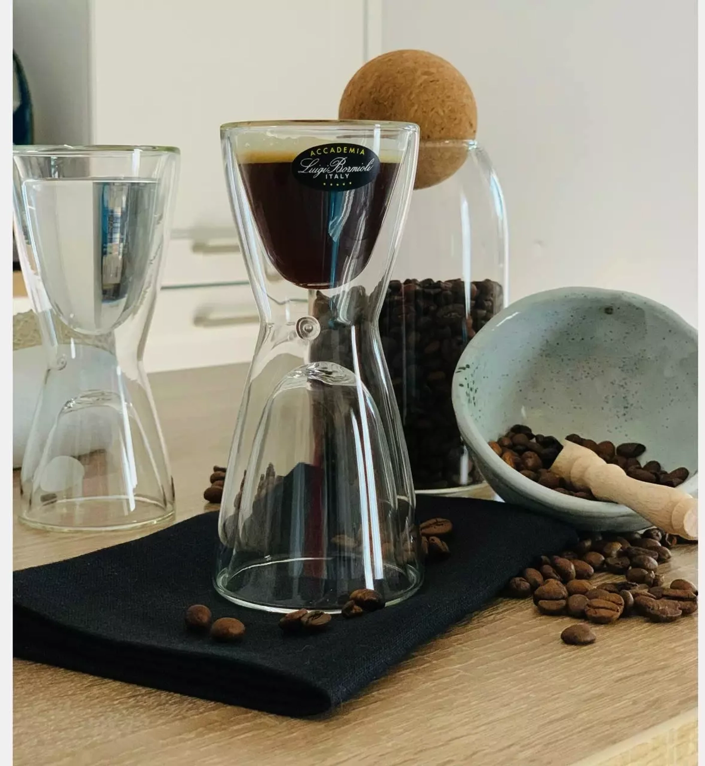 Универсальный, кофейный☕️