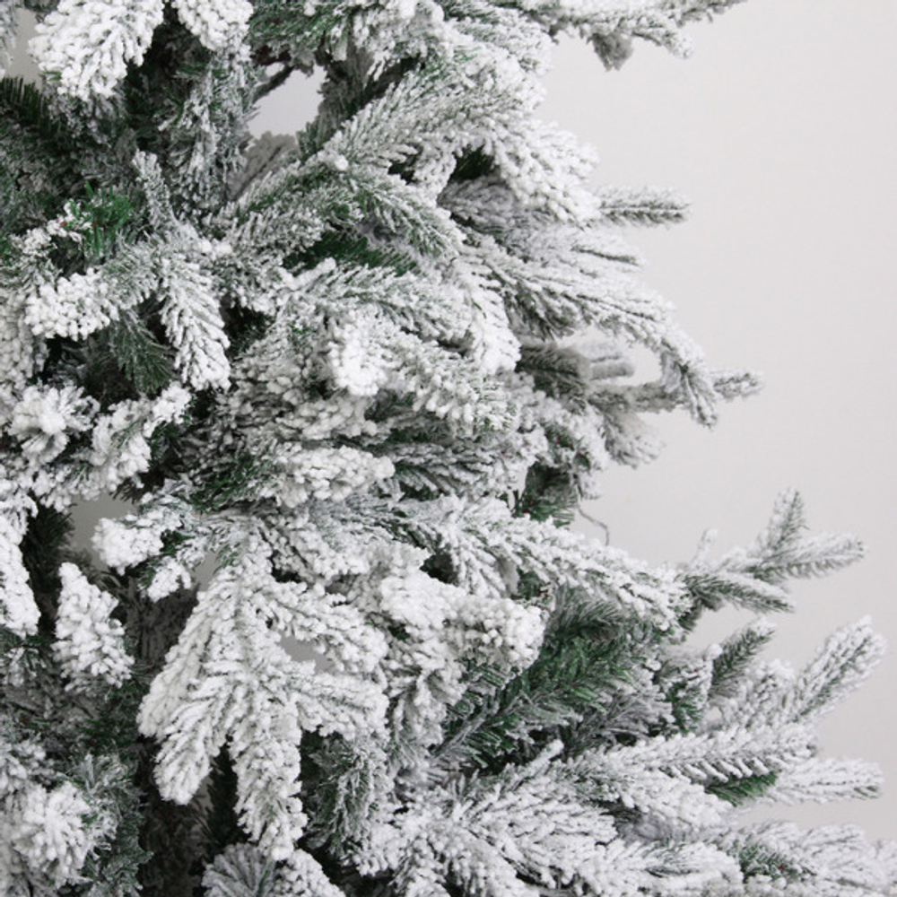 Ёлка светодиодная «Лесное сияние» 150 см (656 веток) 300 ламп LED, резина