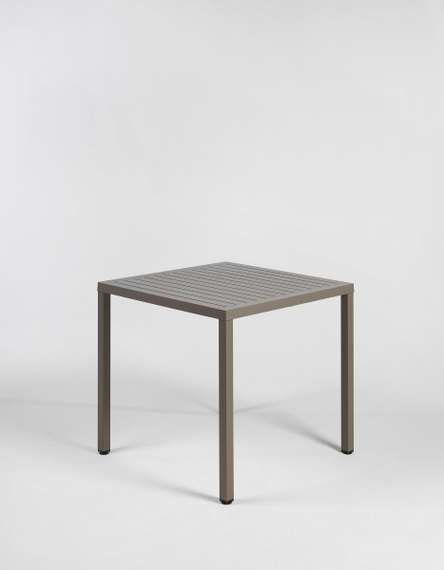 Стол пластиковый Cube 80х80 см, коричневый