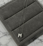 H Elegance white silver