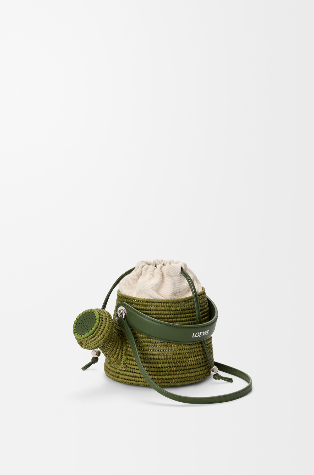 Loewe Сумка в форме лейки з рафии и телячьей кожи, зеленый