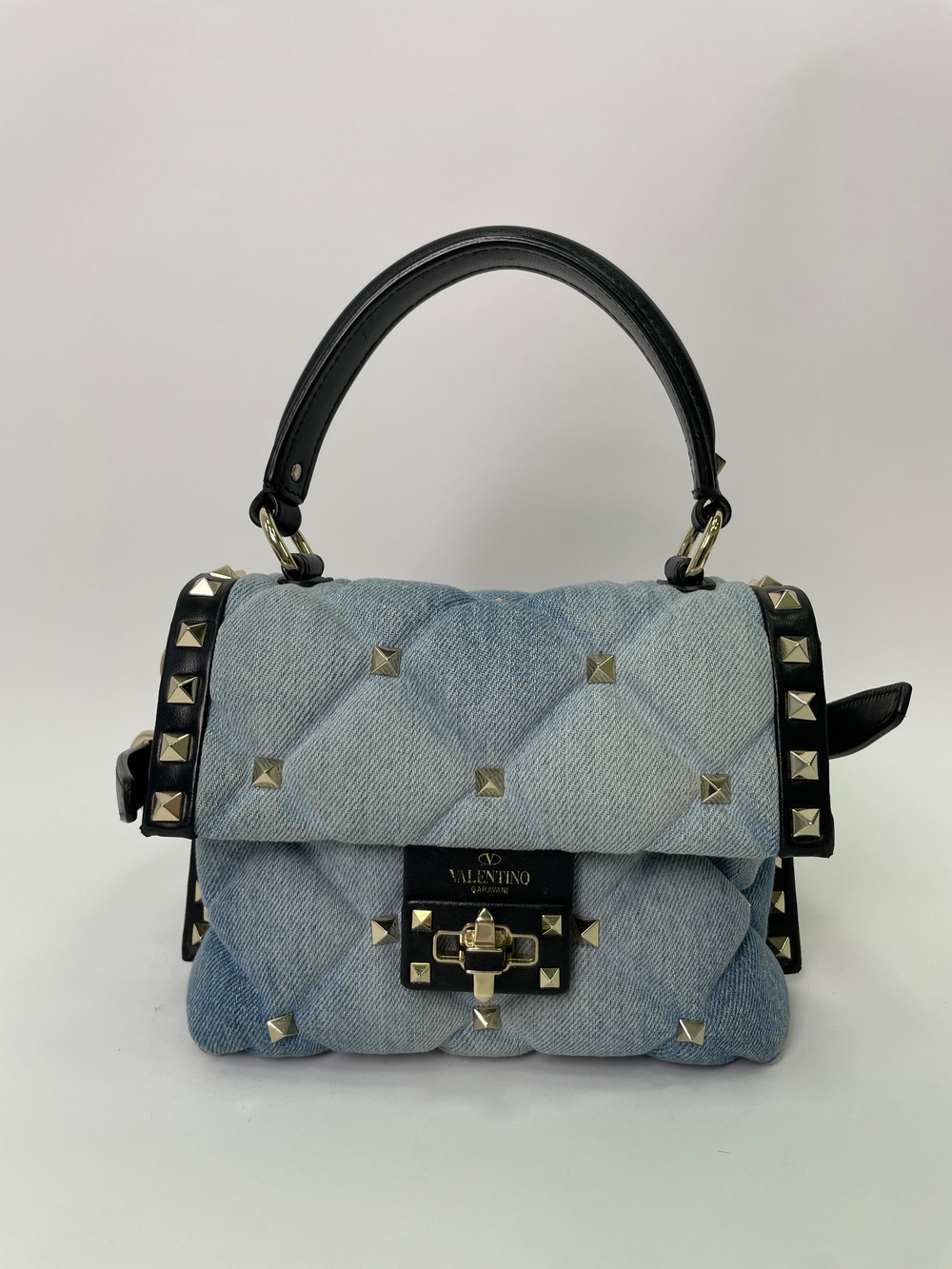 Сумка Valentino Garavani Candystud Top Handle Bag Leather