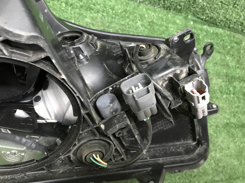 Фара левая Toyota Rav 4 CA40 (2015-2019) LED