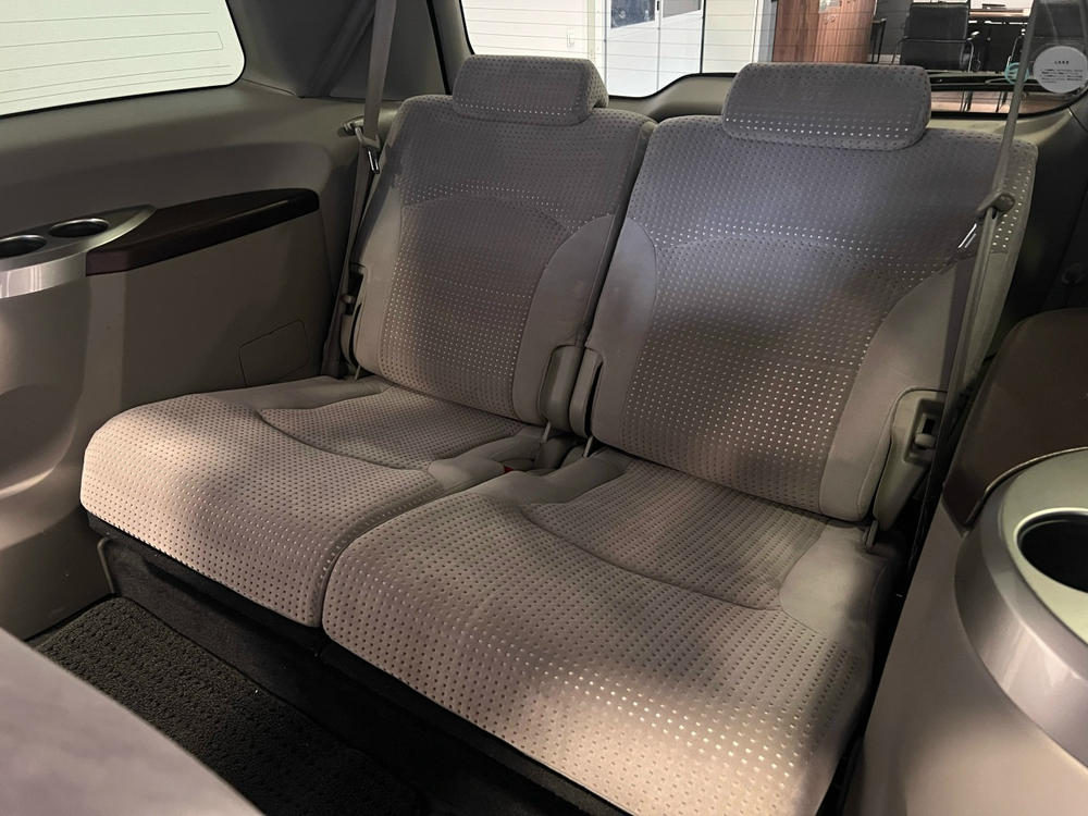 Mitsubishi Grandis, 2003 год