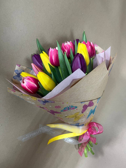 Букет из тюльпанов