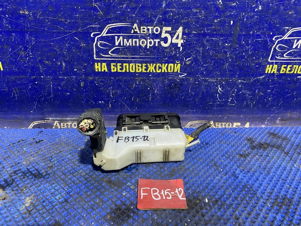 Блок предохранителей подкапотный NISSAN SUNNY 2001