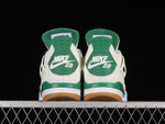 Jordan 4 Retro SB Pine Green