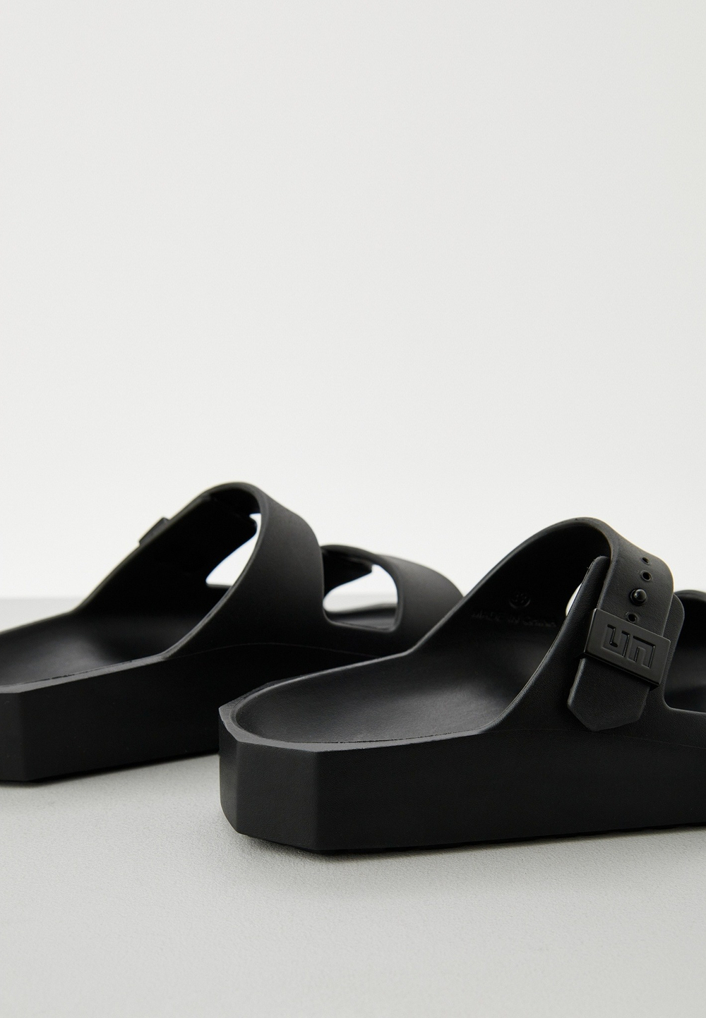 Шлепанцы женские UNITED NUDE Moses Womens