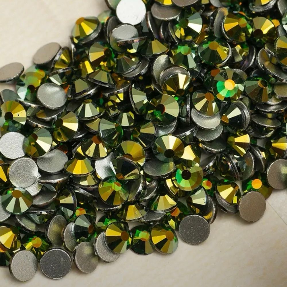 Стразы CR Emerald SS16 зеленые холодной фиксации