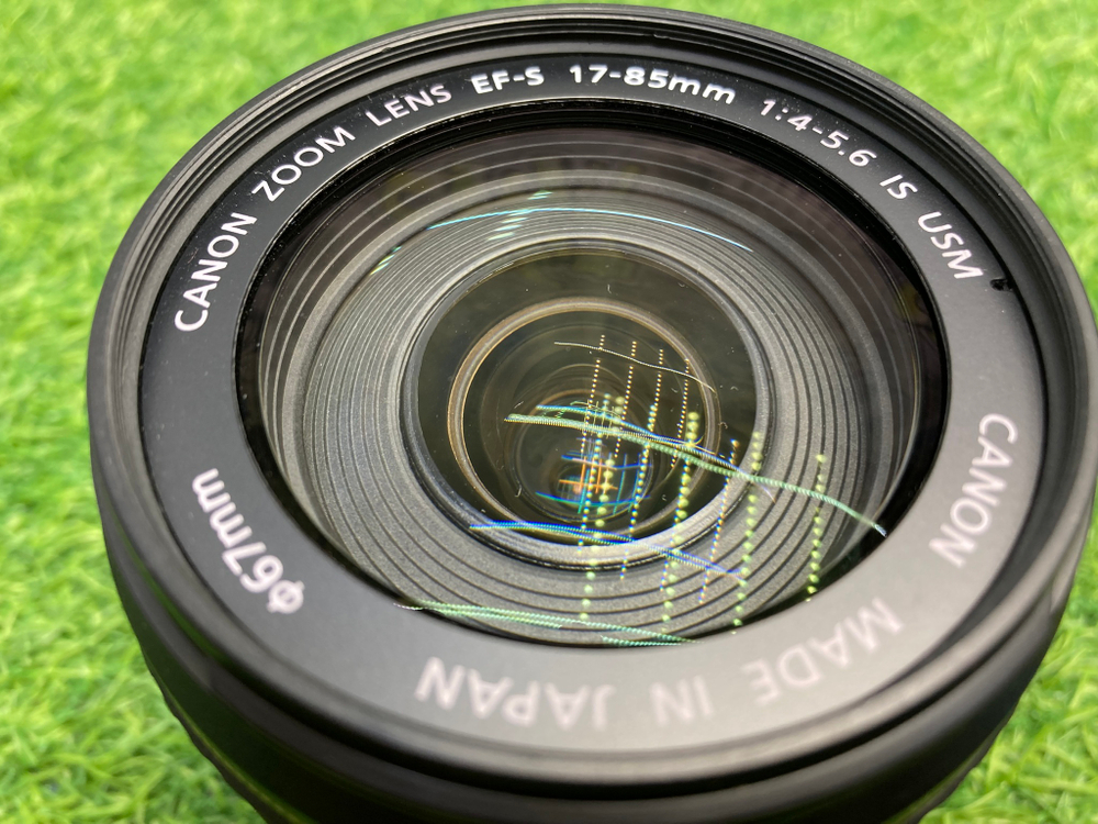 Canon EF-S 17-85mm 4-5.6 IS USM