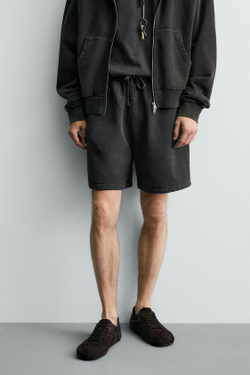 ZARA БАЗОВЫЕ ШОРТЫ-ДЖОГГЕРЫ С ЭФФЕКТОМ ПОТЕРТОСТИ, ТЕМНЫЙ АНТРАЦИТ