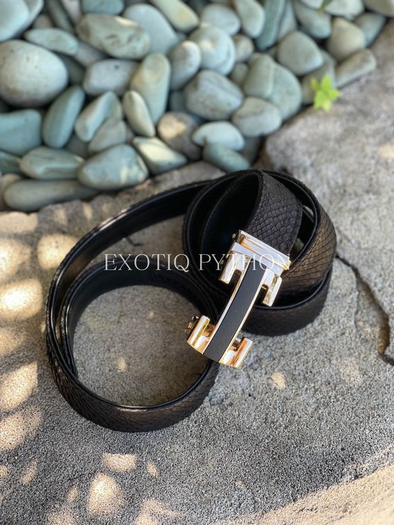 Ремень из кожи питона черного цвета AC-114
