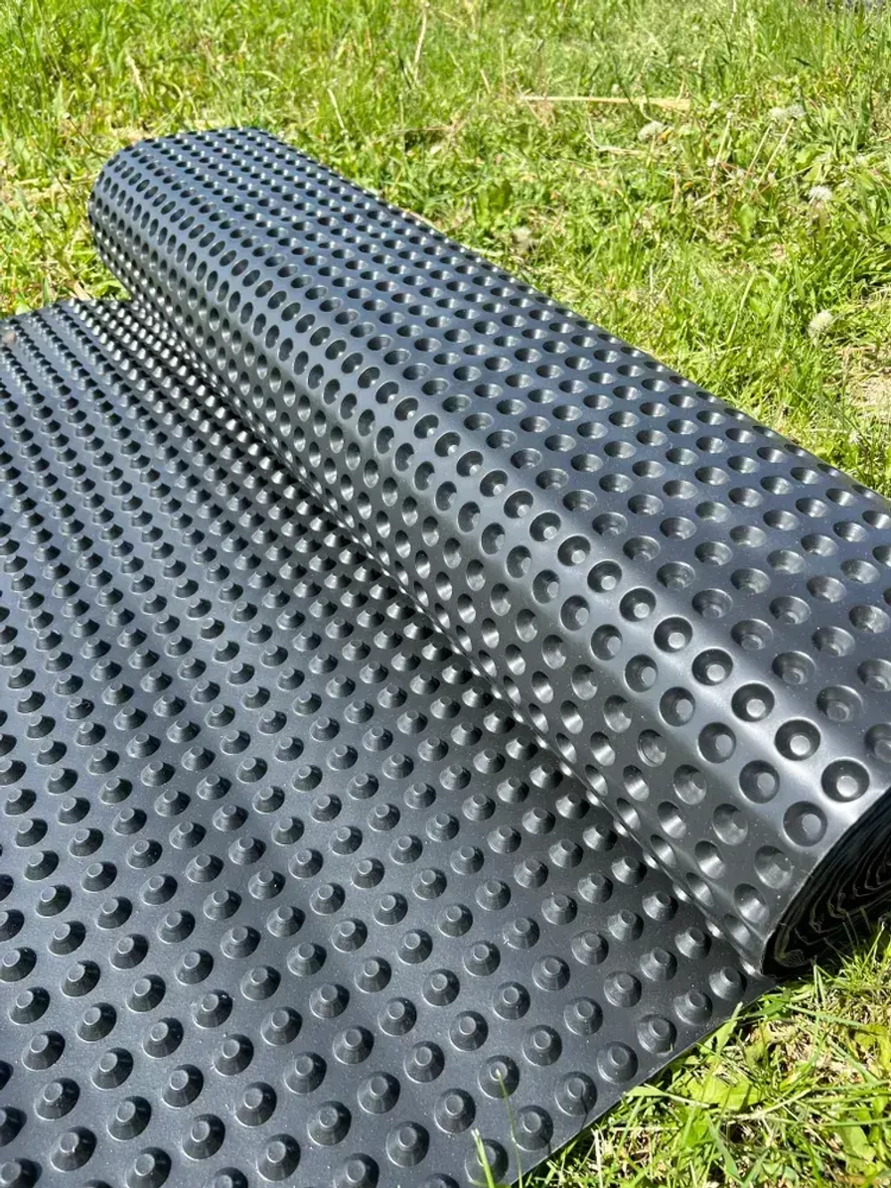 Профилированная мембрана Lite 400 г/м2 (1х20м)