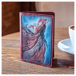 Кожаная обложка на паспорт «Шаманка» (фигура)