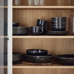 Тарелка IKEA GLADELIG (ГЛАДЕЛИГ), Темно-серый, 20 см