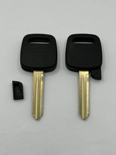 Корпус NISSAN S09 с местом под чип (Артикул:16111)