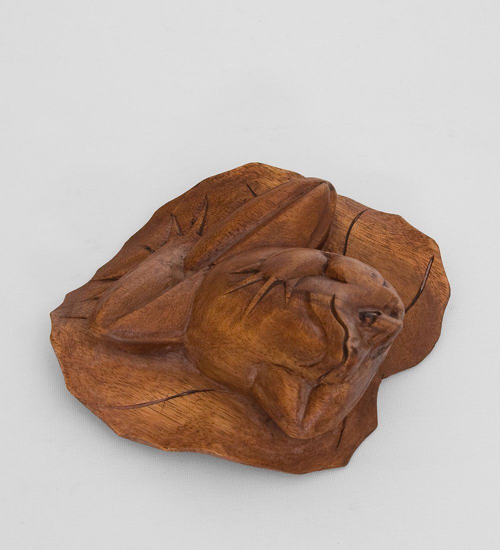 15-057 Статуэтка «Лягушка на листе» суар