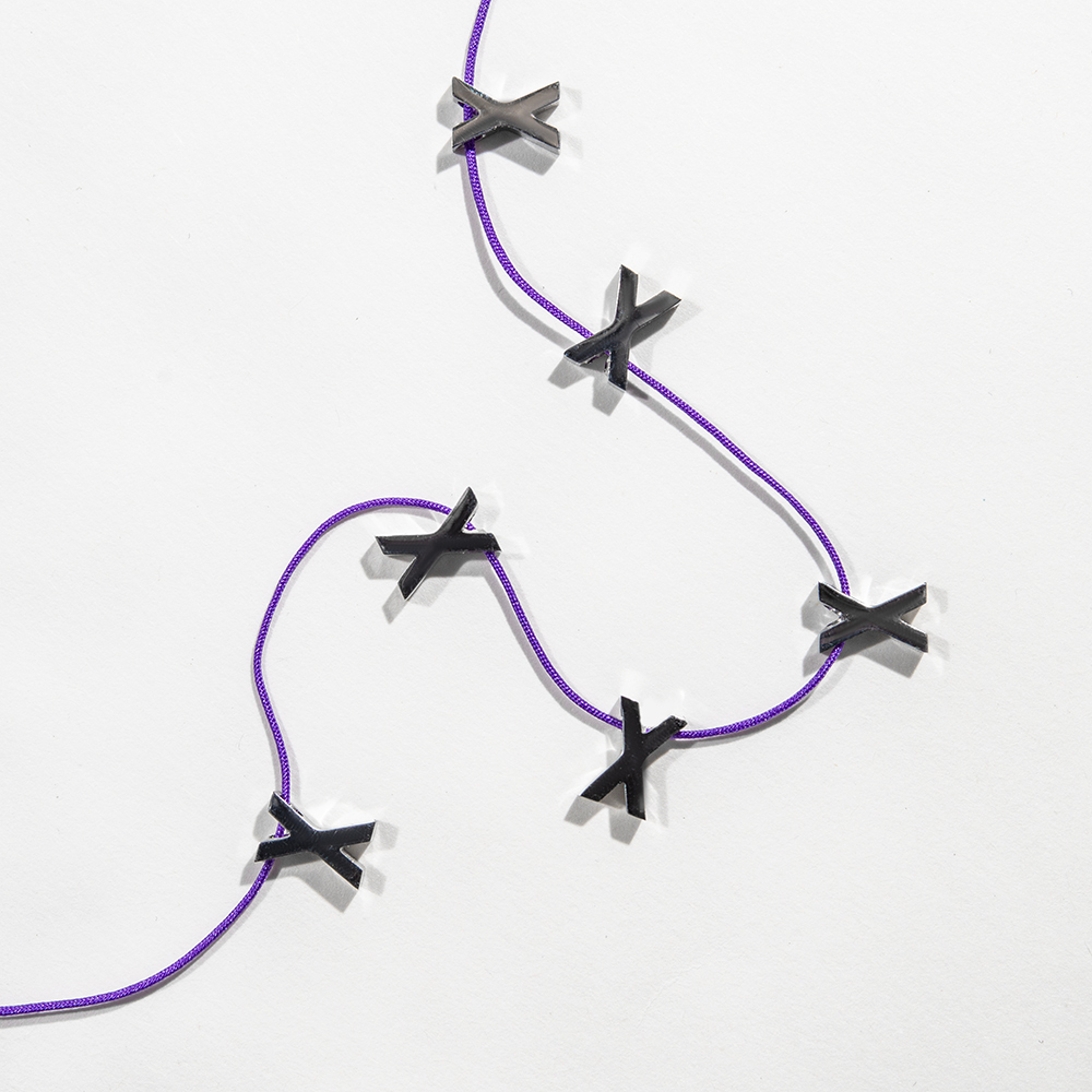 Подвеска в форме буквы "X", 8мм, сталь без покрытия