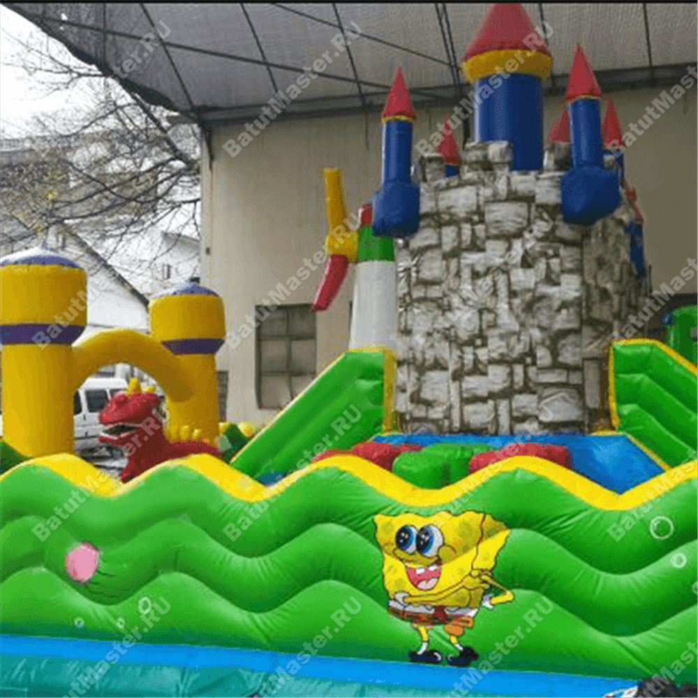 Большой надувной батут "Средневековье" 20*20*5 м