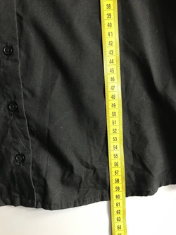 Блузка практичная и стильная, визуально на 46 размер