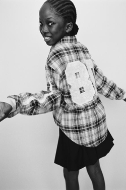 ZARA РУБАШКА В КЛЕТКУ С КАРМАНОМ, ЧЕРНЫЙ/ЭКРЮ