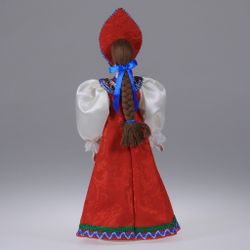 Сувенирная кукла в маленьком прямом кокошнике