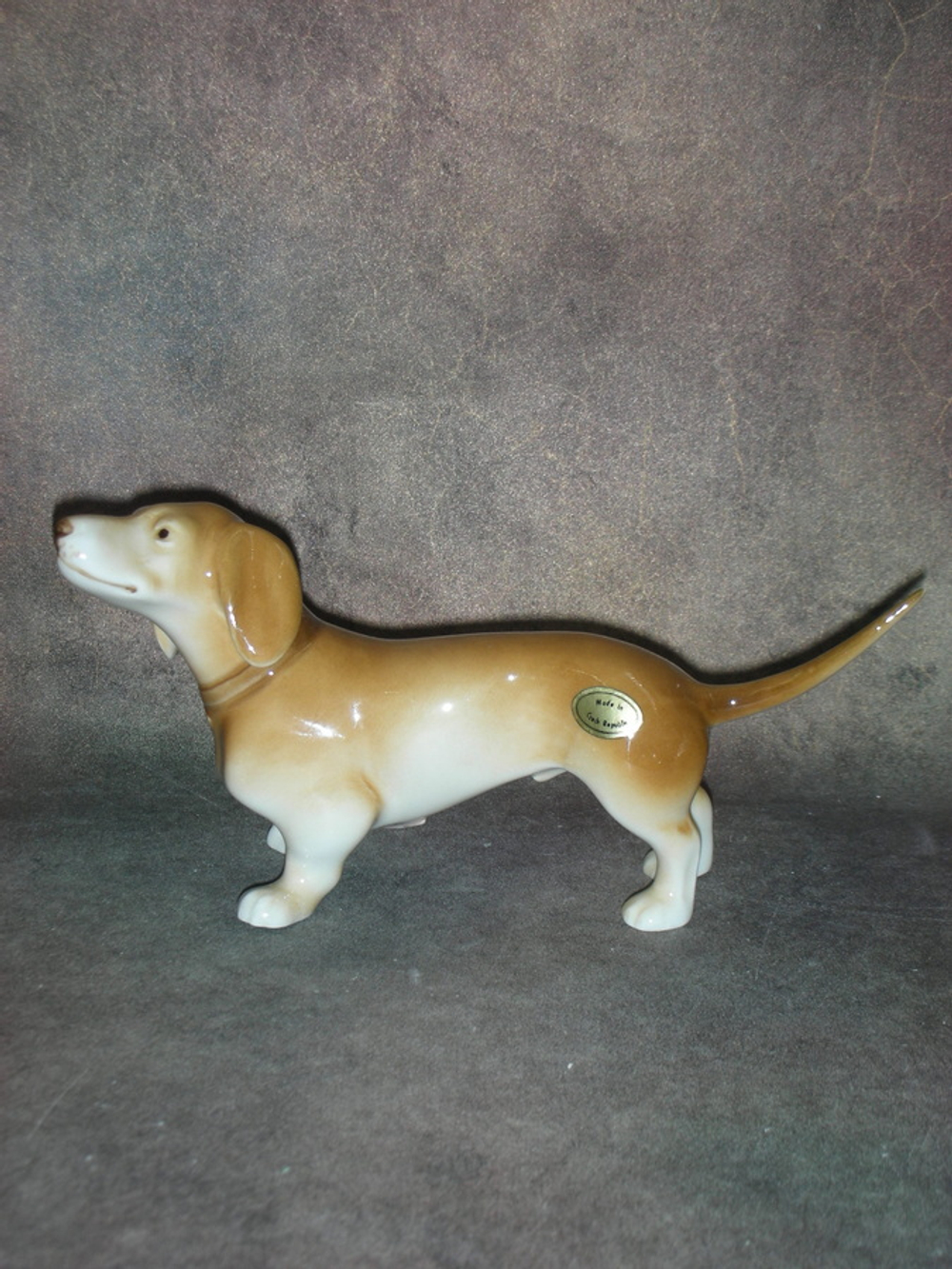 Статуэтка. Фарфор. Собака Такса. Royal DUX. Чехословакия