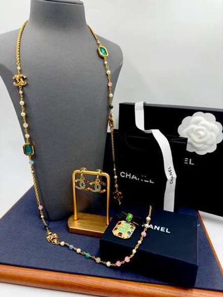 Брошь CHANEL