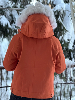 Куртка / натуральный мех песец / стежка натуральный кролик