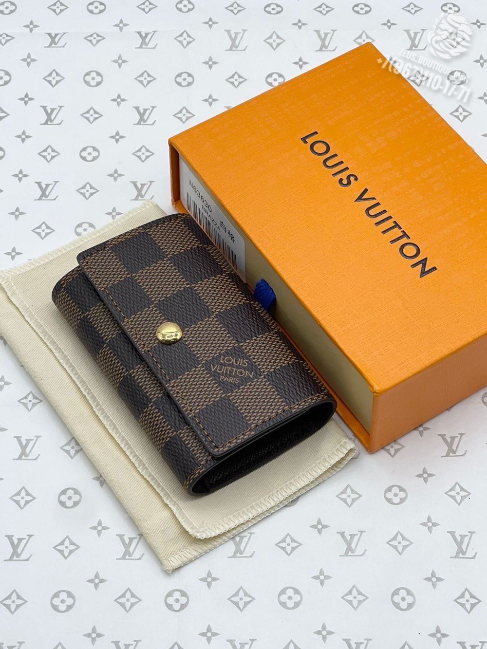 Ключница на 6 ключей Louis Vuitton