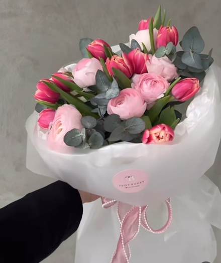 Весенний ранукулюсы