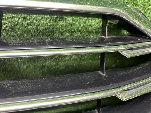Решетка радиатора Audi A8 4 D5 (2017-2022)