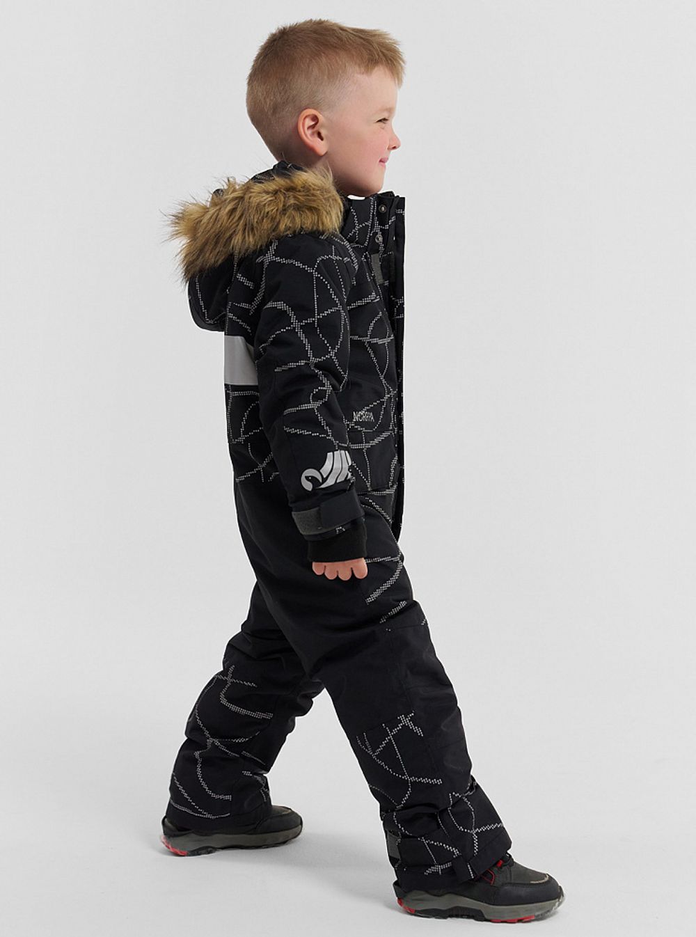 Комбинезон детский SANDAL PR NORPPA светящаяся вьюга на черном