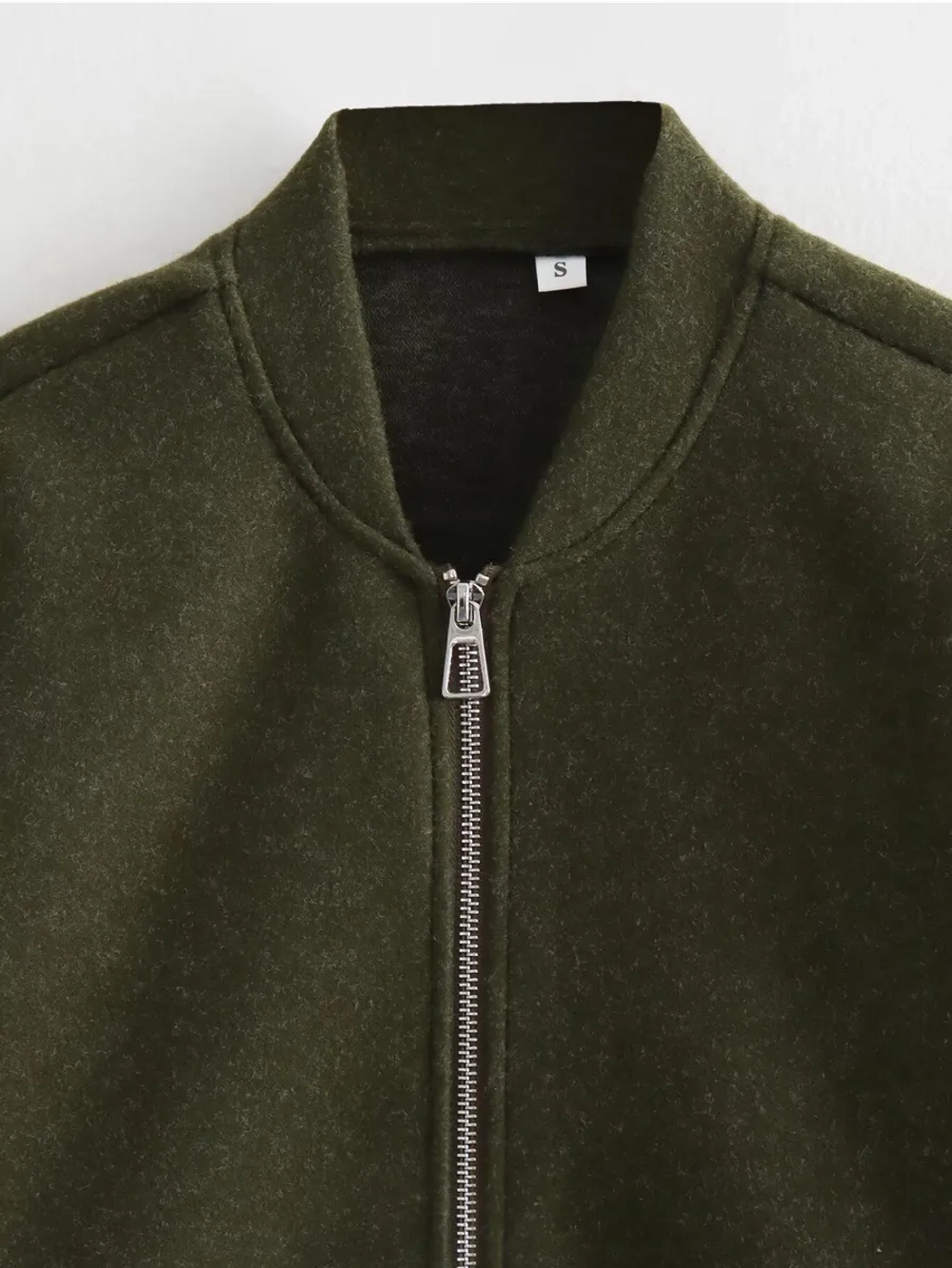 Куртка-бомбер оверсайз