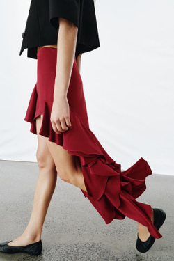 ZARA ЮБКА МИДИ С ВОЛАНАМИ — ZW COLLECTION, КРАСНЫЙ